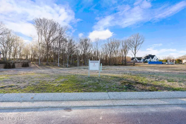 $159,000 | 870 Red Cedar Loop, Hernando, MS 38632