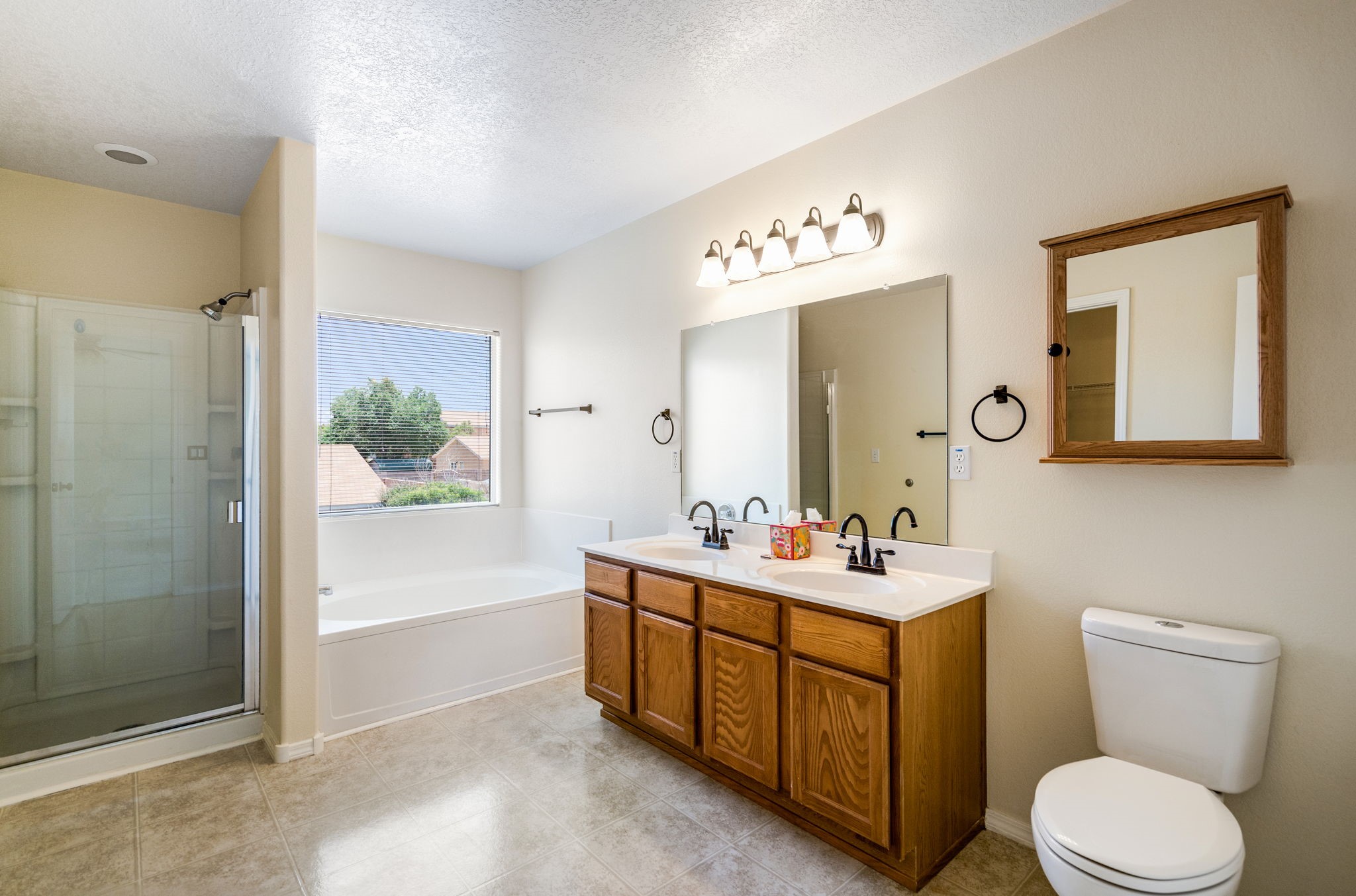 5739 Cibola Drive Northeast Rio Rancho, NM 87144 - Photo 4 of 37 Gallery Image 4