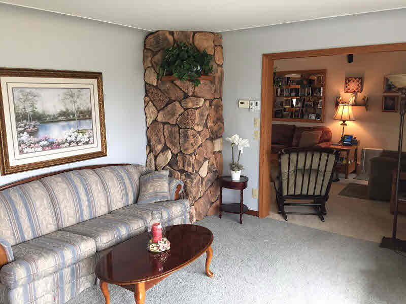 1737 East Parish Road Kawkawlin, MI 48631 - Photo 7 of 15