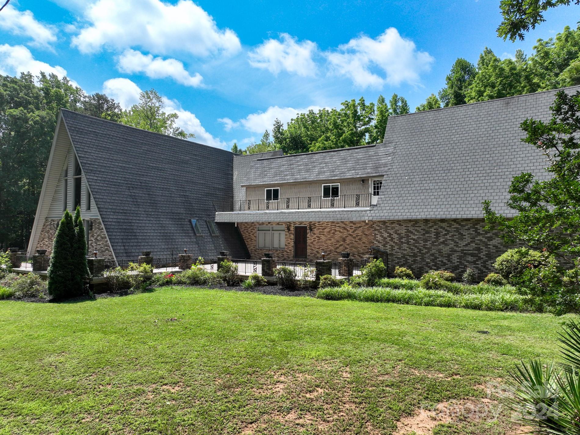 800 Ebenezer Road Kannapolis, NC 28083 - Photo 3 of 40 Gallery Image 3