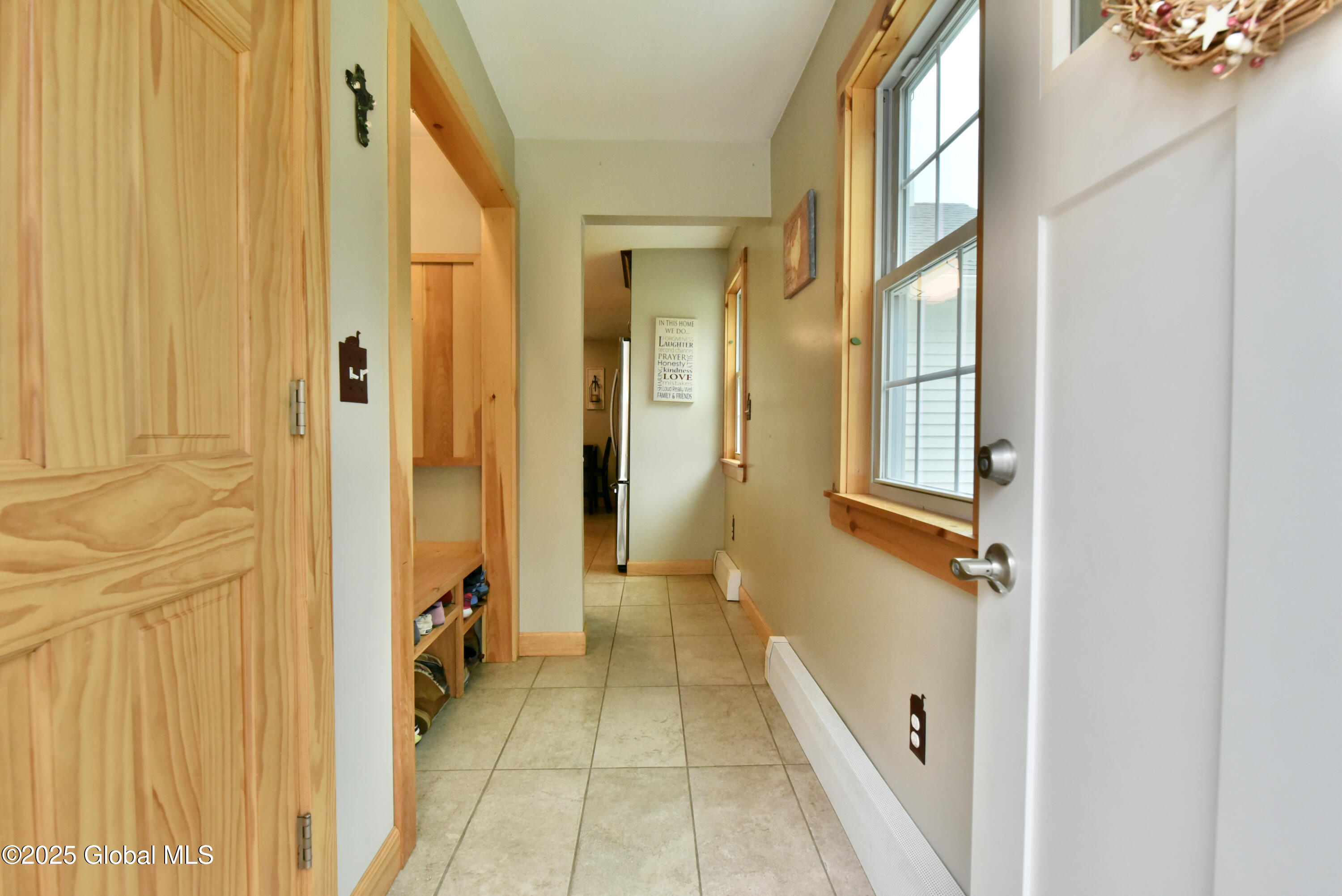 384 Plank Road Poestenkill, NY 12140 - Photo 4 of 64 41