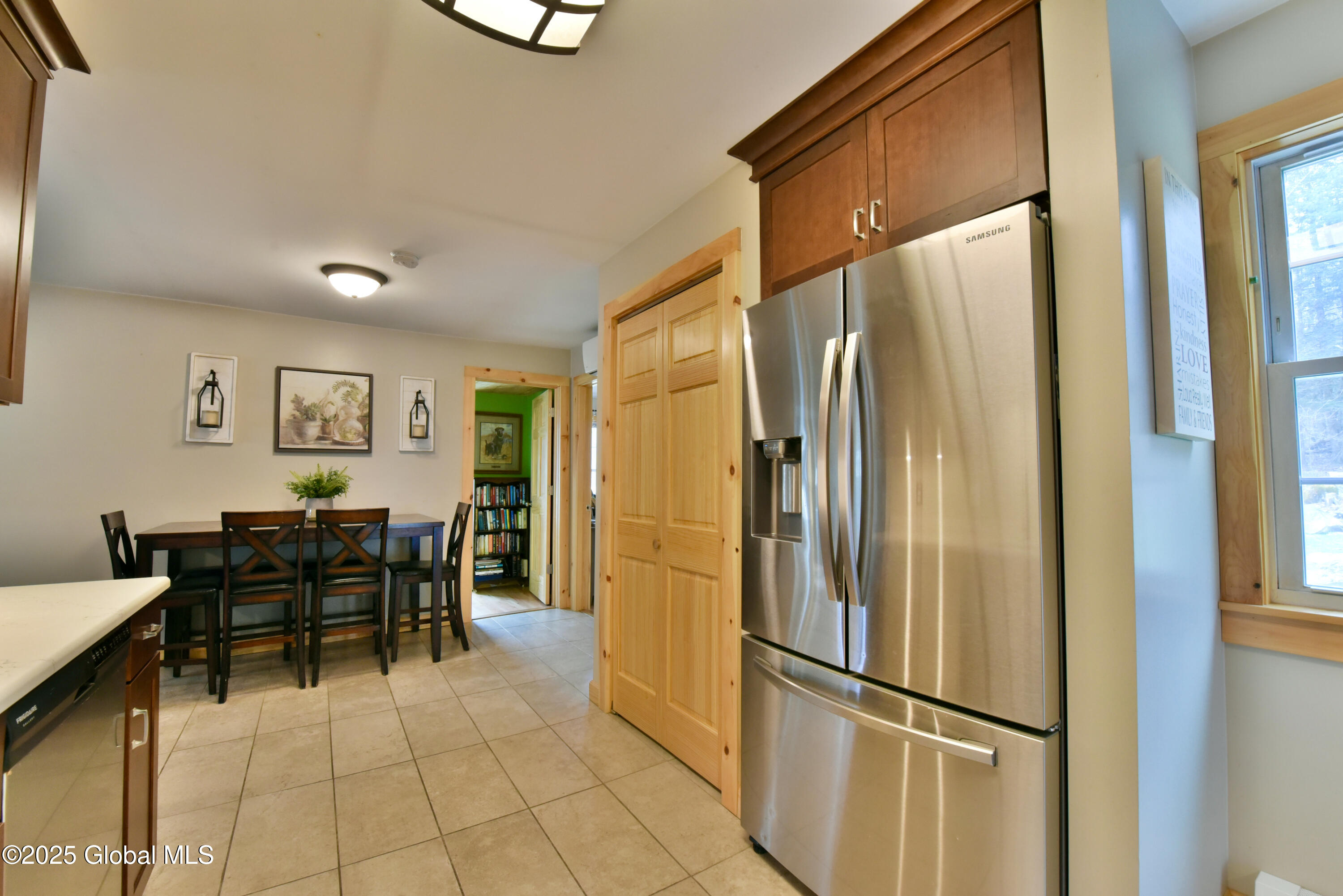 384 Plank Road Poestenkill, NY 12140 - Photo 6 of 64 18