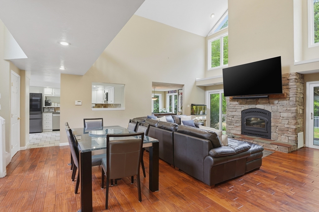 176 Cashman Hill Road Ashburnham, MA 01430 - Photo 4 of 42