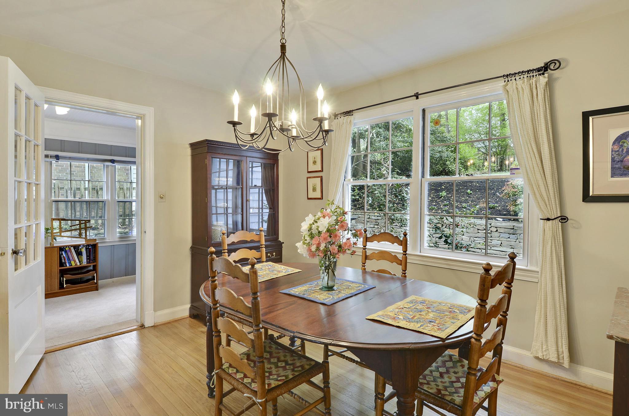 5910 Harwick Road Bethesda, MD 20816 - Photo 14 of 30 Dining Room