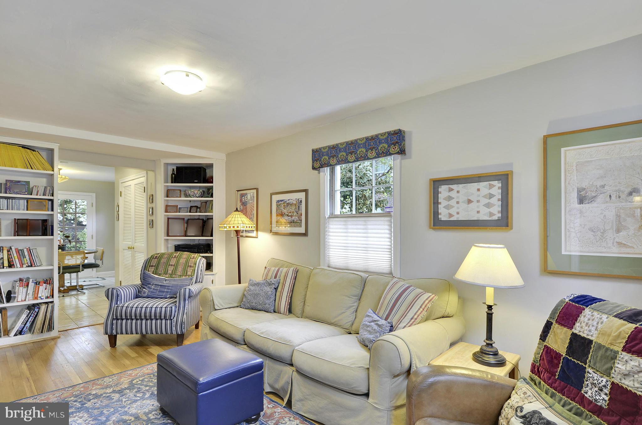 5910 Harwick Road Bethesda, MD 20816 - Photo 15 of 30 Family Room