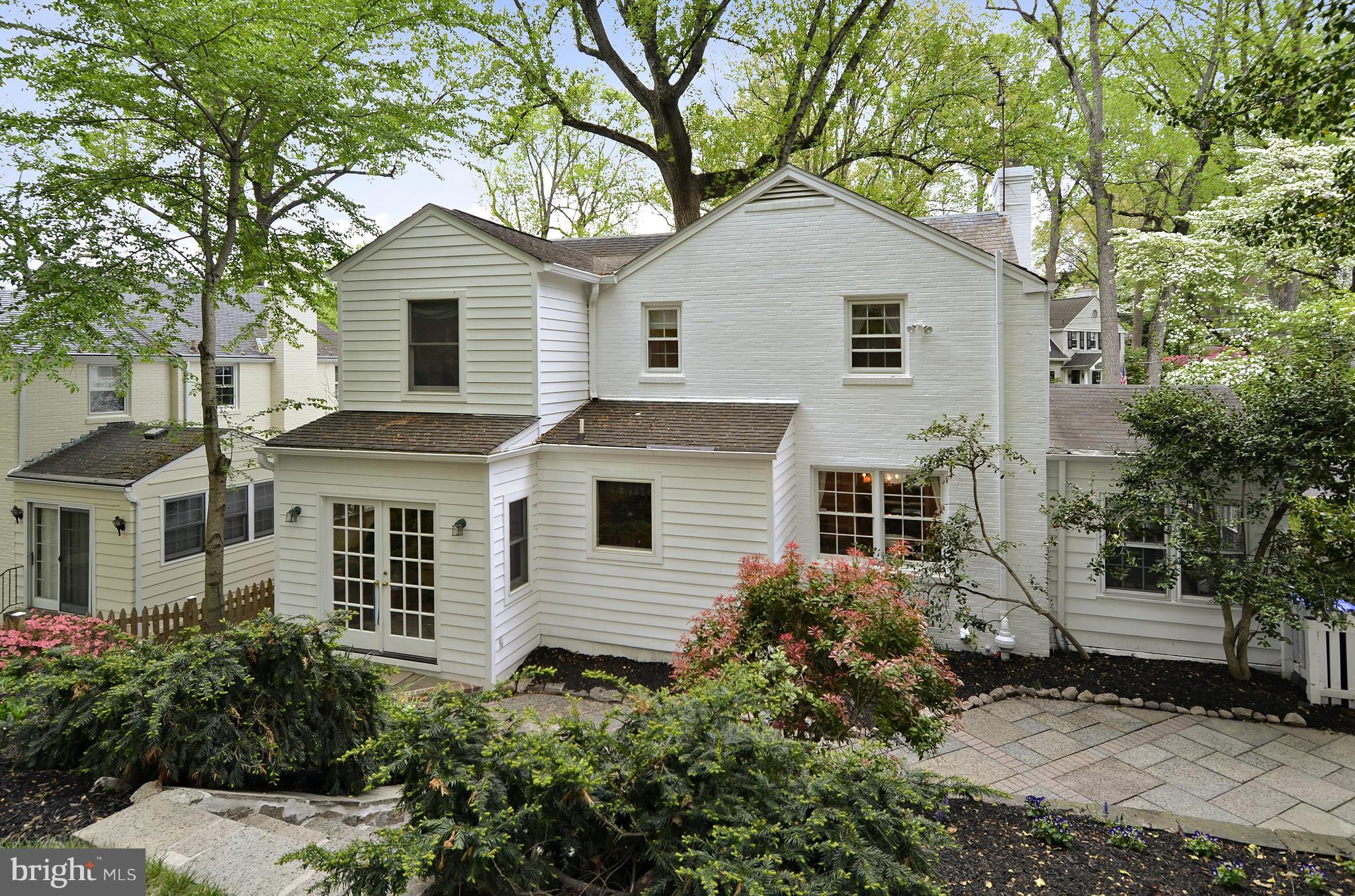 5910 Harwick Road Bethesda, MD 20816 - Photo 25 of 30 Exterior (Rear)