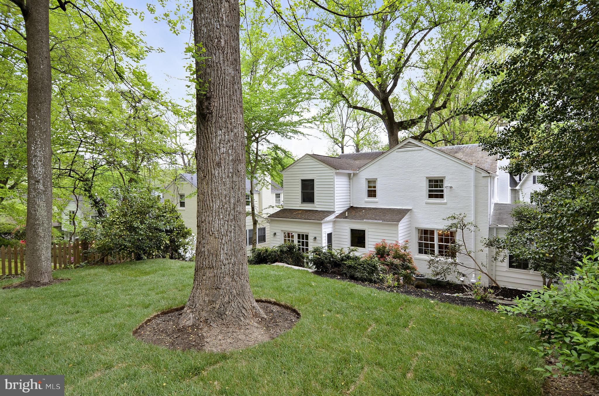 5910 Harwick Road Bethesda, MD 20816 - Photo 26 of 30 Exterior (Rear)