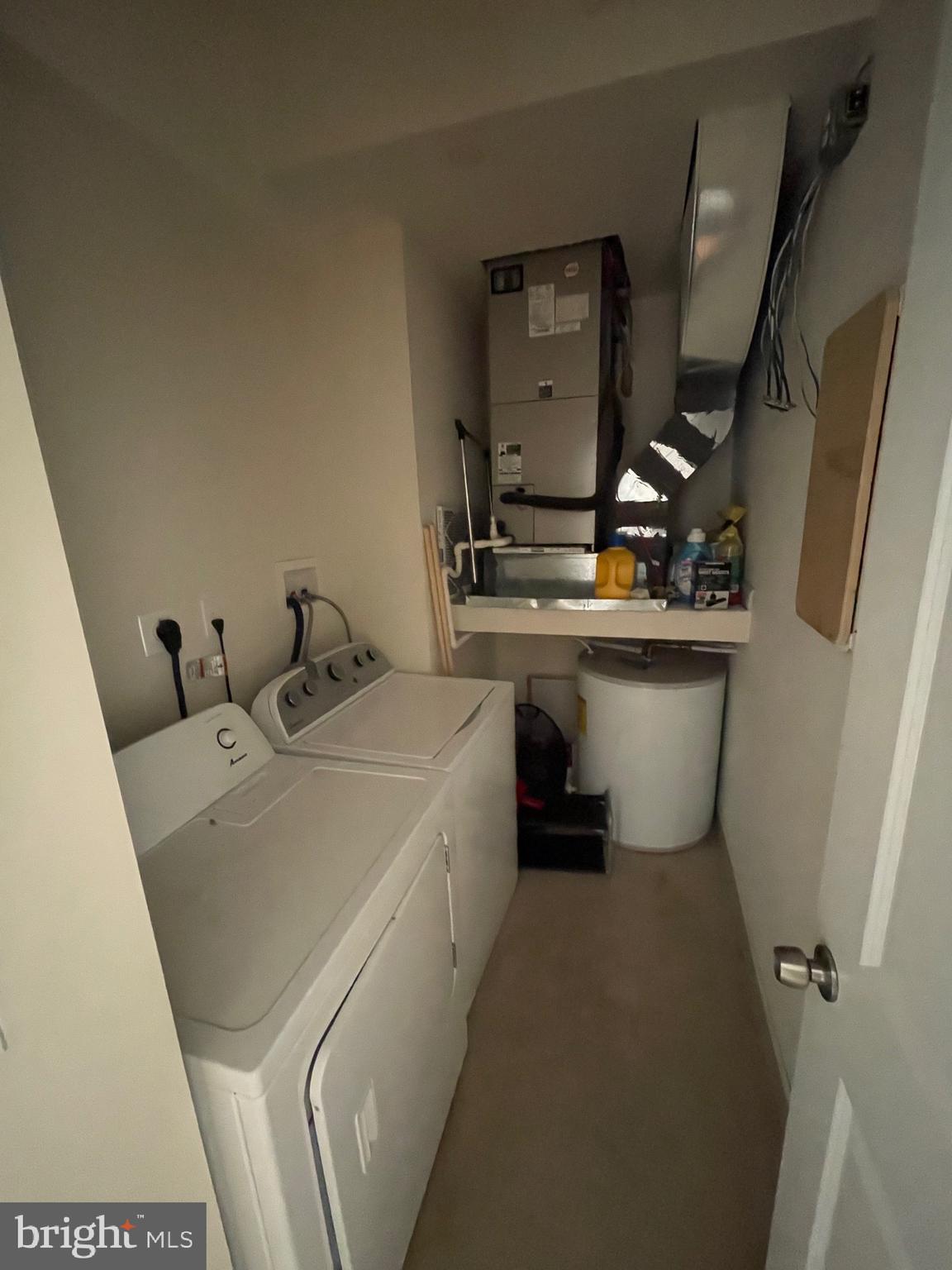 408 Wiota Street Philadelphia, PA 19104 - Photo 7 of 25 a room with sink and washing machine