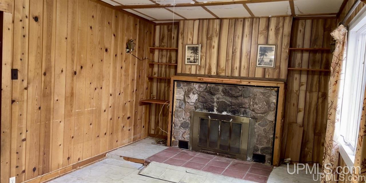 605 West Spring Street Marquette, MI 49855 - Photo 17 of 25