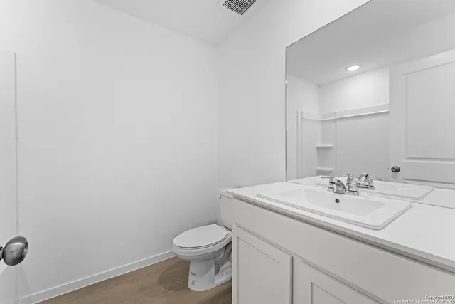 $275,000 | 106 Ellendale Place, Fredericksburg, TX 78624