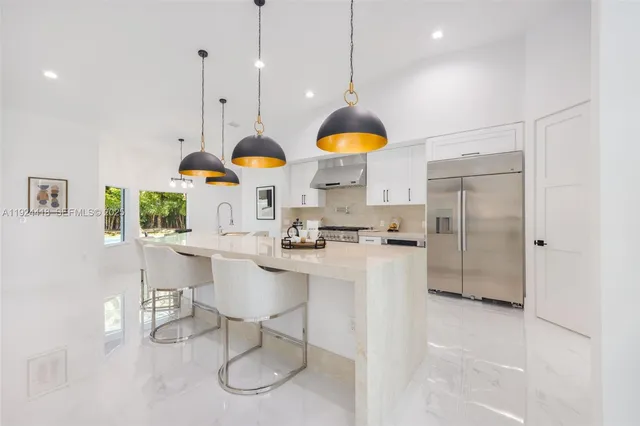 $2,495,000 | 6845 Southwest 52nd Street, Miami, FL 33155