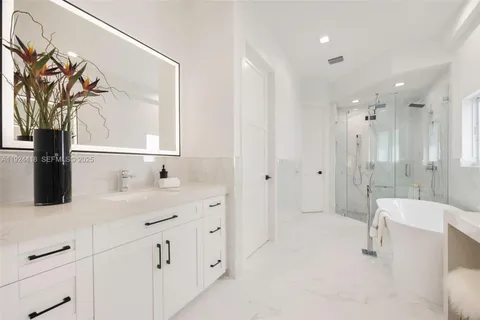 $2,495,000 | 6845 Southwest 52nd Street, Miami, FL 33155