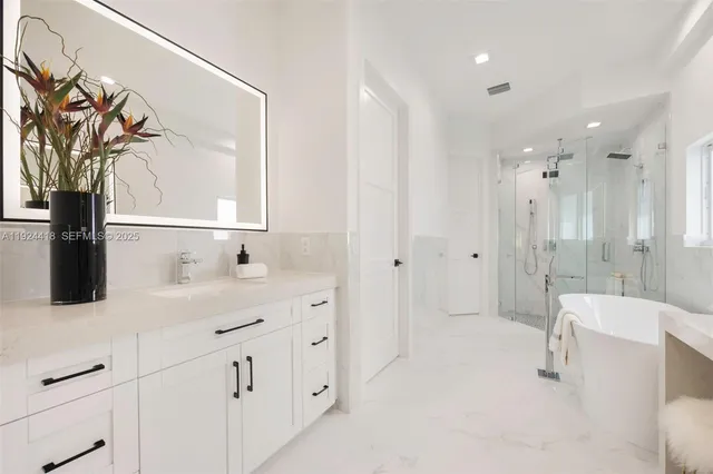 $2,495,000 | 6845 Southwest 52nd Street, Miami, FL 33155