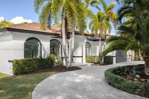 $2,495,000 | 6845 Southwest 52nd Street, Miami, FL 33155
