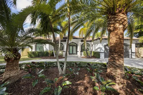 $2,495,000 | 6845 Southwest 52nd Street, Miami, FL 33155
