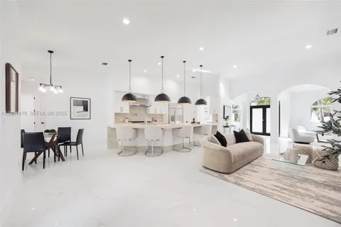 $2,495,000 | 6845 Southwest 52nd Street, Miami, FL 33155