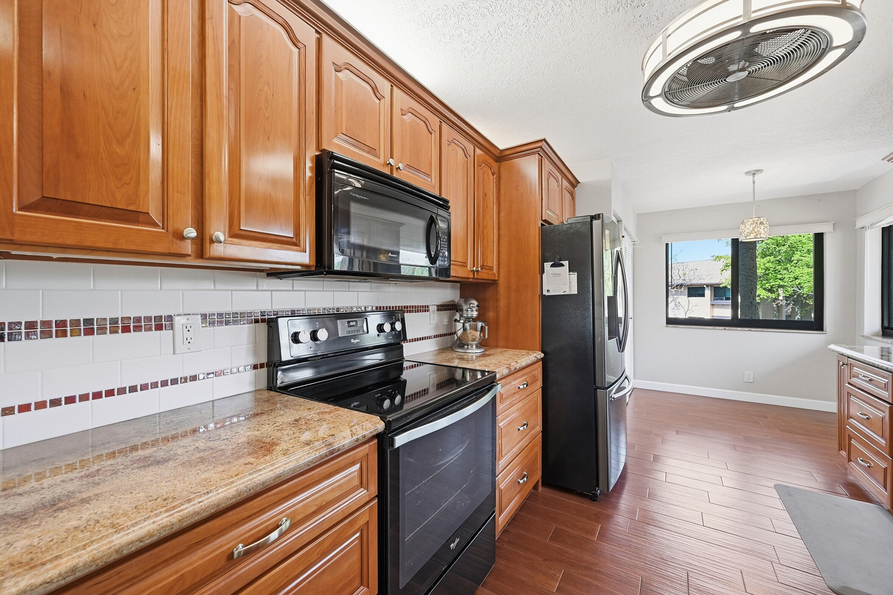 2110 Southwest 92nd Terrace, Unit 3003 Davie, FL 33324 - Photo 17 of 56 17_stl_6538