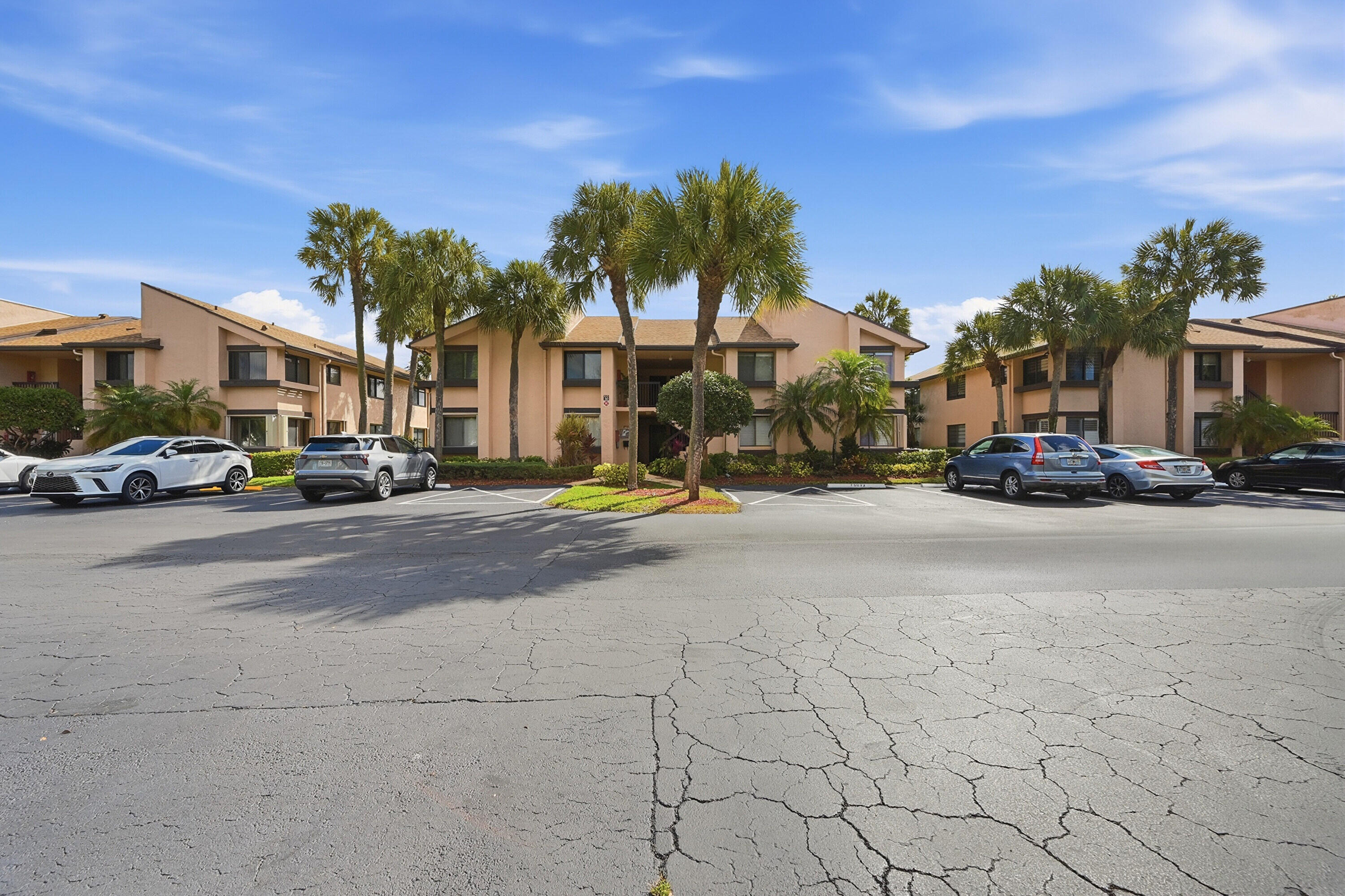 2110 Southwest 92nd Terrace, Unit 3003 Davie, FL 33324 - Photo 2 of 56 02_stl_6468 - Copy - Copy