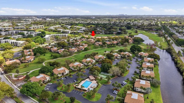 $325,000 | 2110 Southwest 92nd Terrace, Unit 3003, Davie, FL 33324