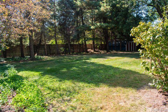 2046 Karl Road Bay City, MI 48706 - Photo 28 of 32 Gallery Image 28