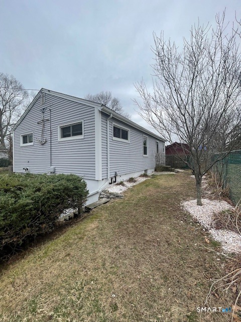16 Bluff Road Ledyard, CT 06335 - Photo 3 of 23