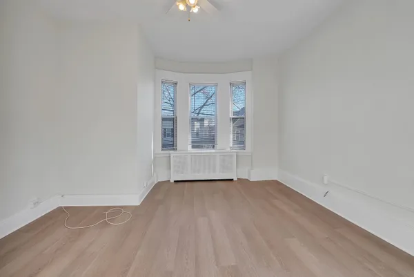 $2,950 | 25 Reservoir Avenue, Unit 2, Jersey City, NJ 07307