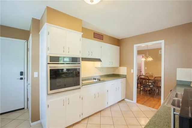 $315,000 | 10110 Forest Avenue, Kansas City, MO 64131