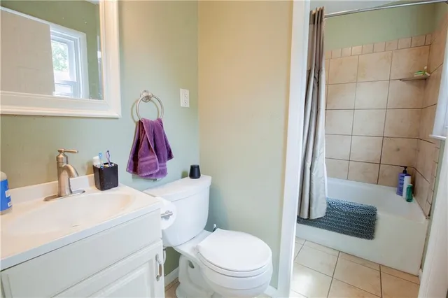 $315,000 | 10110 Forest Avenue, Kansas City, MO 64131