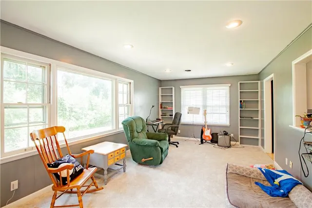 $315,000 | 10110 Forest Avenue, Kansas City, MO 64131