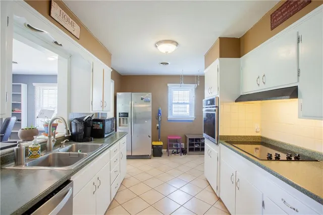 $315,000 | 10110 Forest Avenue, Kansas City, MO 64131