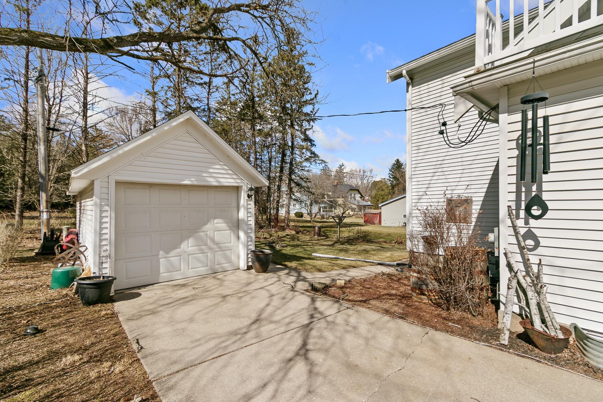 563 South Main Street Monticello, WI 53570 - Photo 13 of 53