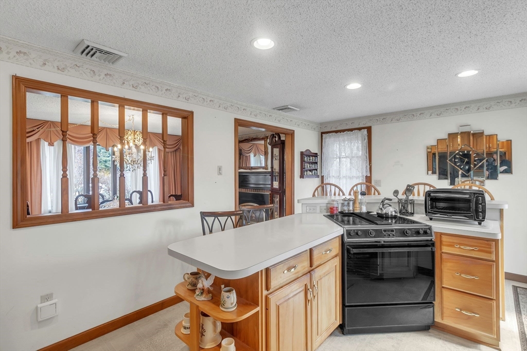 85 Fox Farm Road Feeding Hills, MA 01030 - Photo 9 of 42 Gallery Image 9