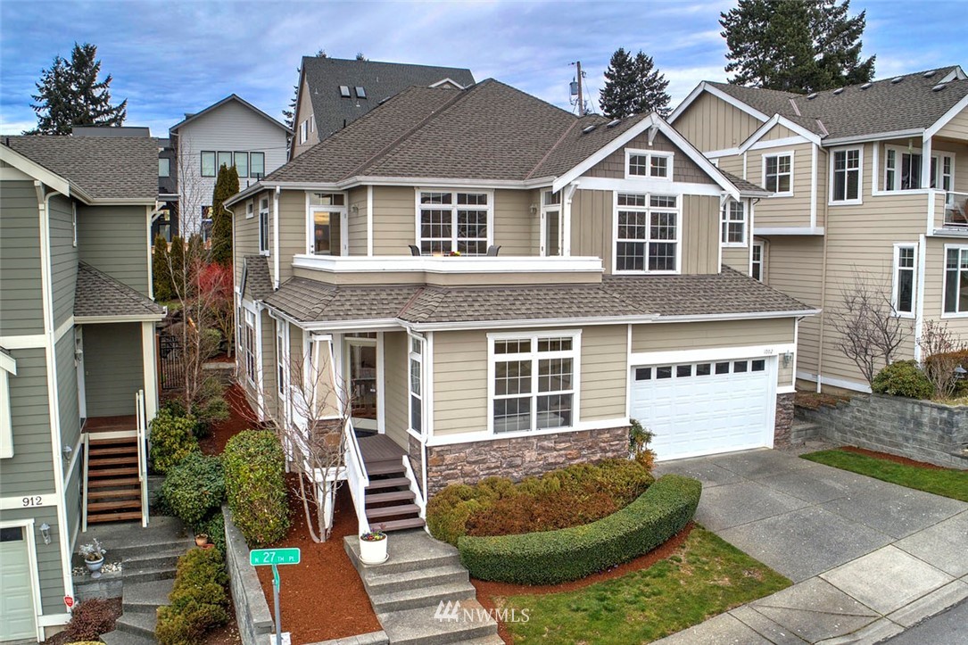1002 North 27th Place Renton, WA 98056 - Photo 1 of 25