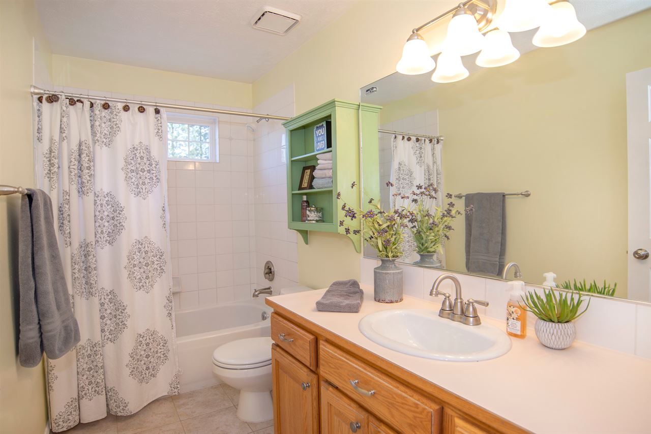 15802 North McKinnon Road Mead, WA 99021 - Photo 14 of 20