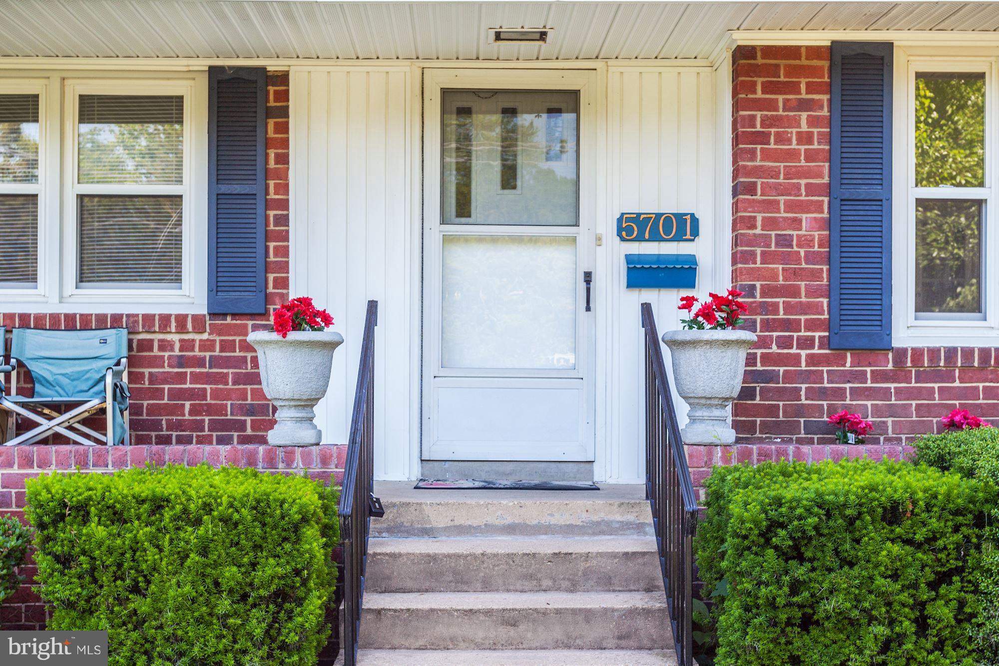 5701 Norton Road Alexandria, VA 22303 - Photo 2 of 30 Exterior (Front)