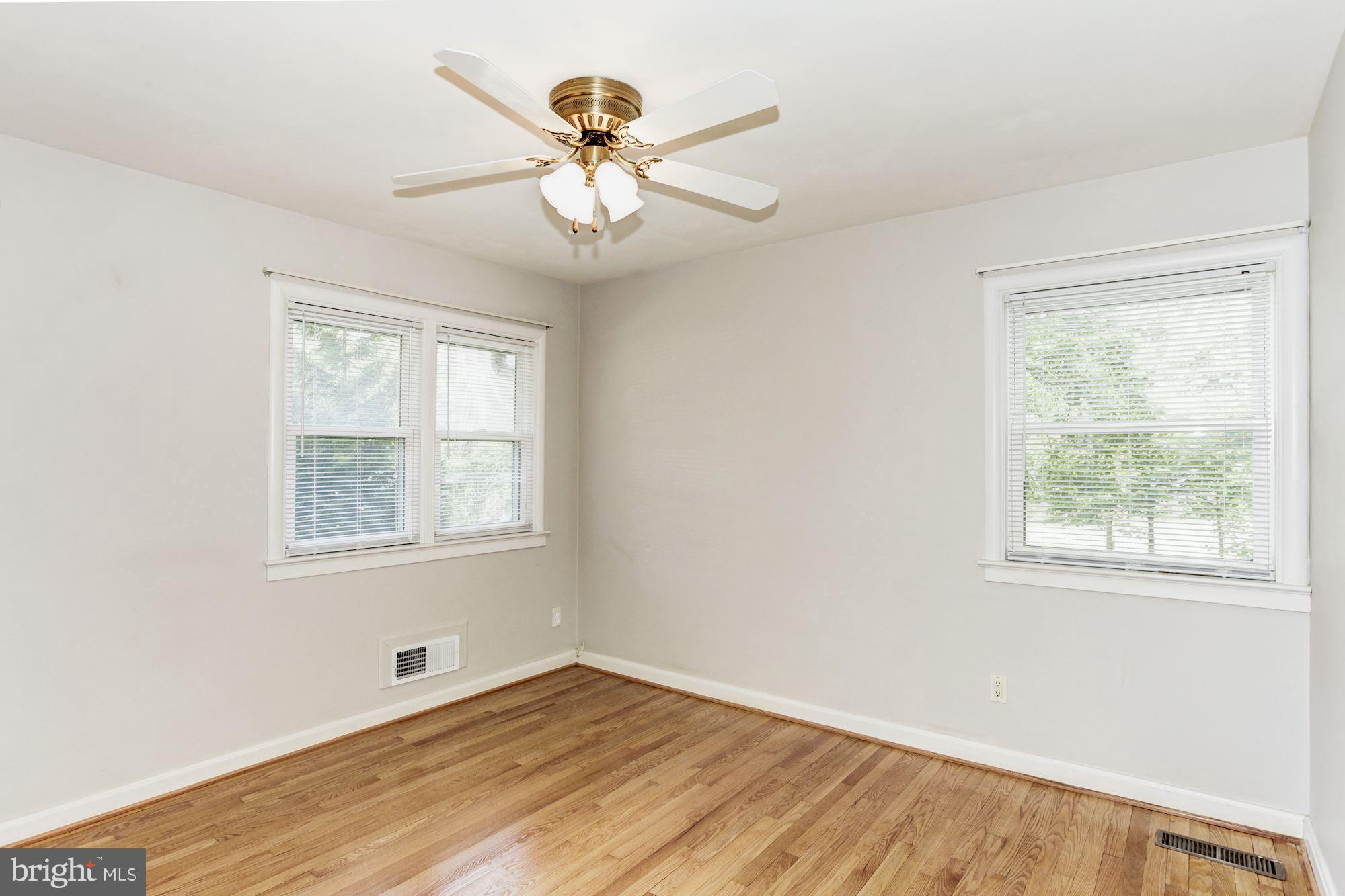 5701 Norton Road Alexandria, VA 22303 - Photo 11 of 30 Bedroom