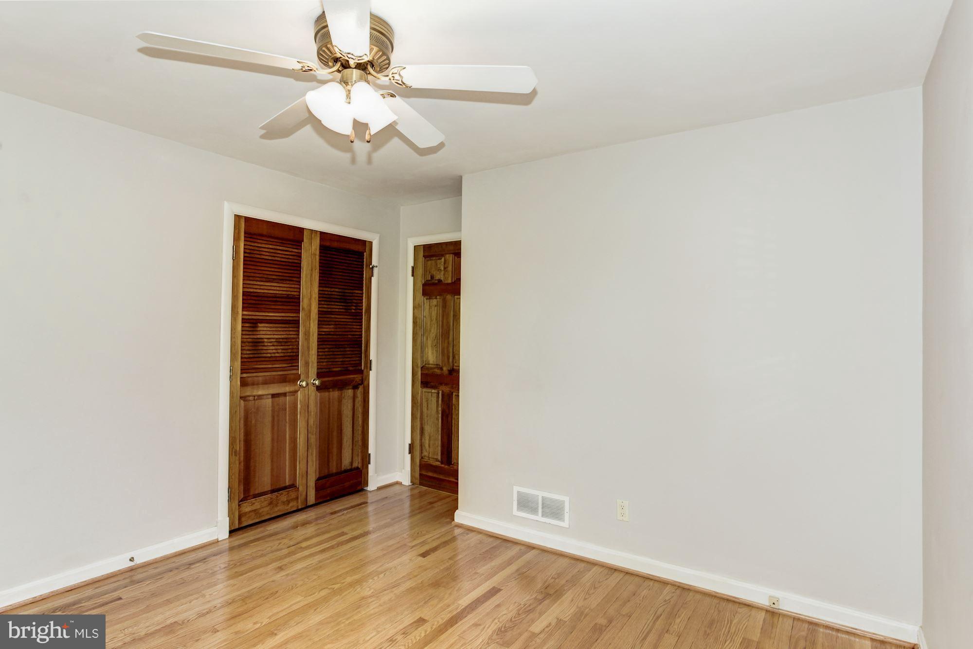 5701 Norton Road Alexandria, VA 22303 - Photo 13 of 30 Bedroom