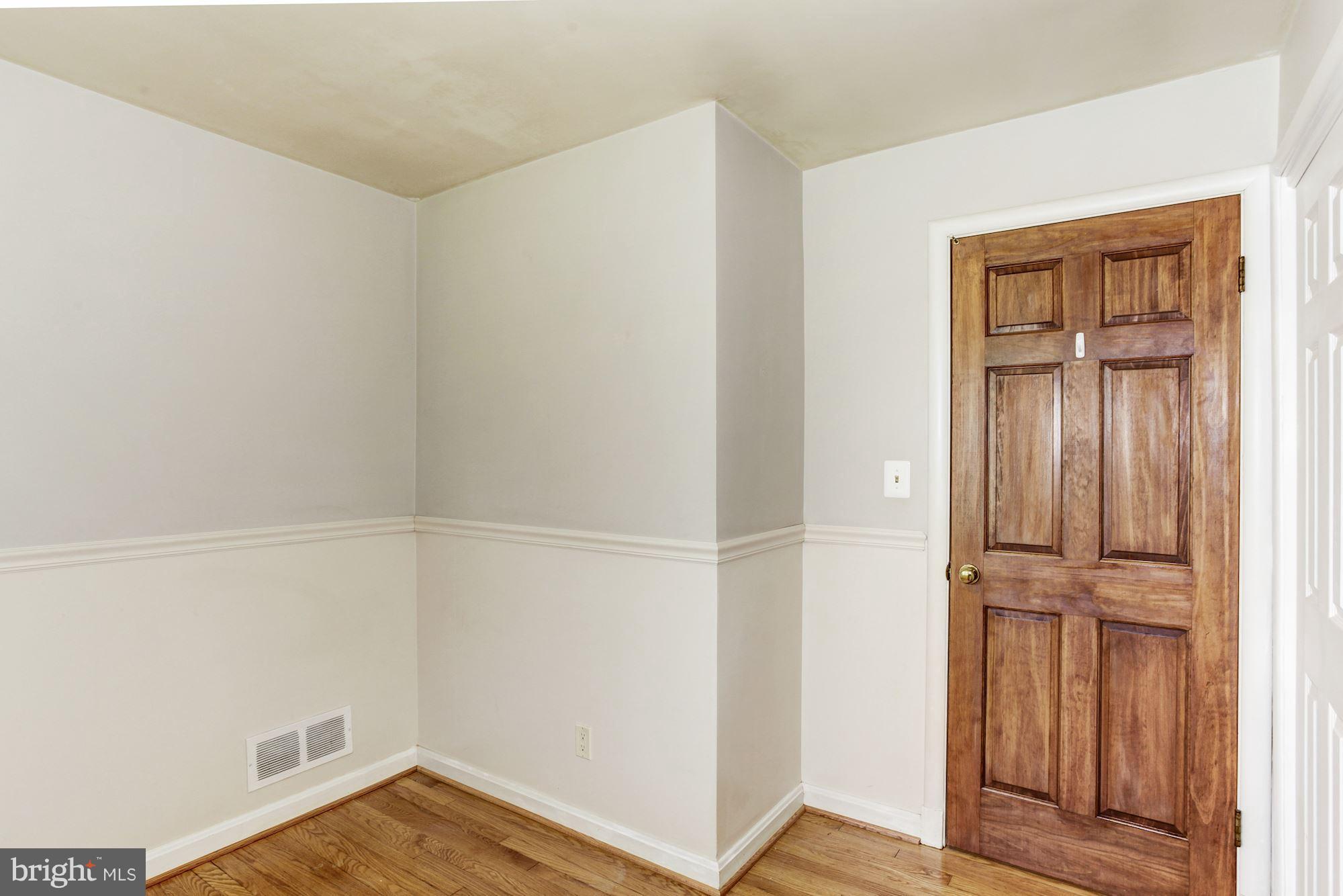 5701 Norton Road Alexandria, VA 22303 - Photo 14 of 30 Bedroom