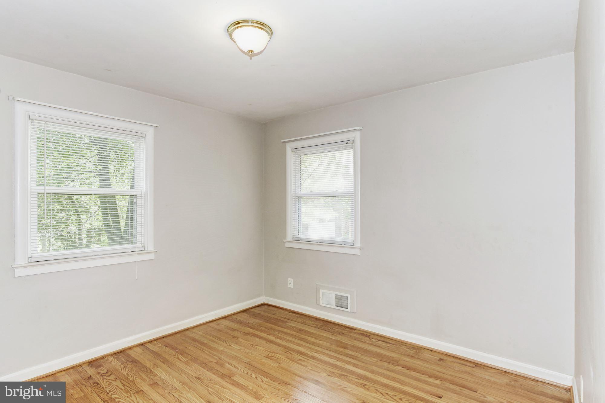 5701 Norton Road Alexandria, VA 22303 - Photo 15 of 30 Bedroom
