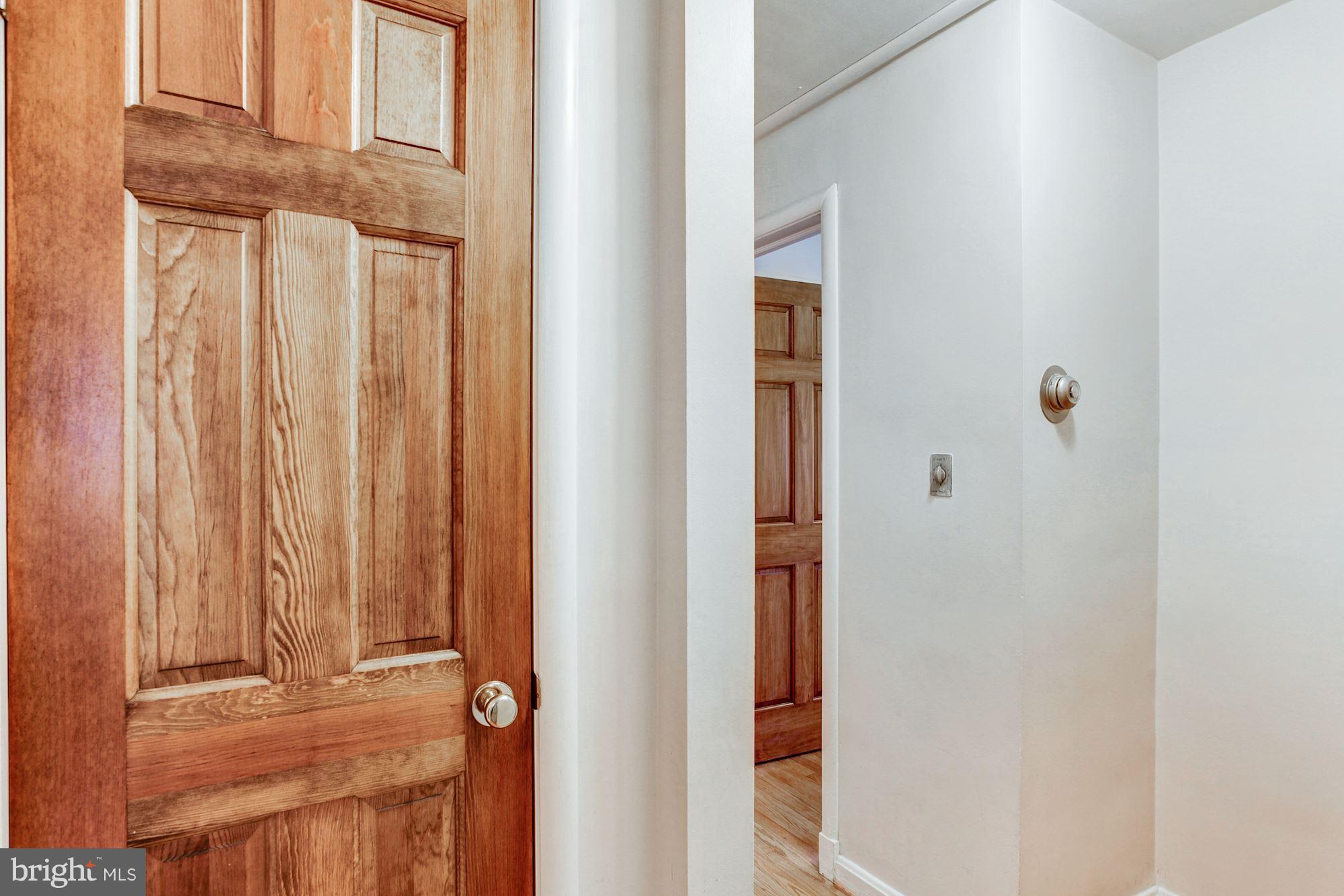 5701 Norton Road Alexandria, VA 22303 - Photo 20 of 30 Interior (General)
