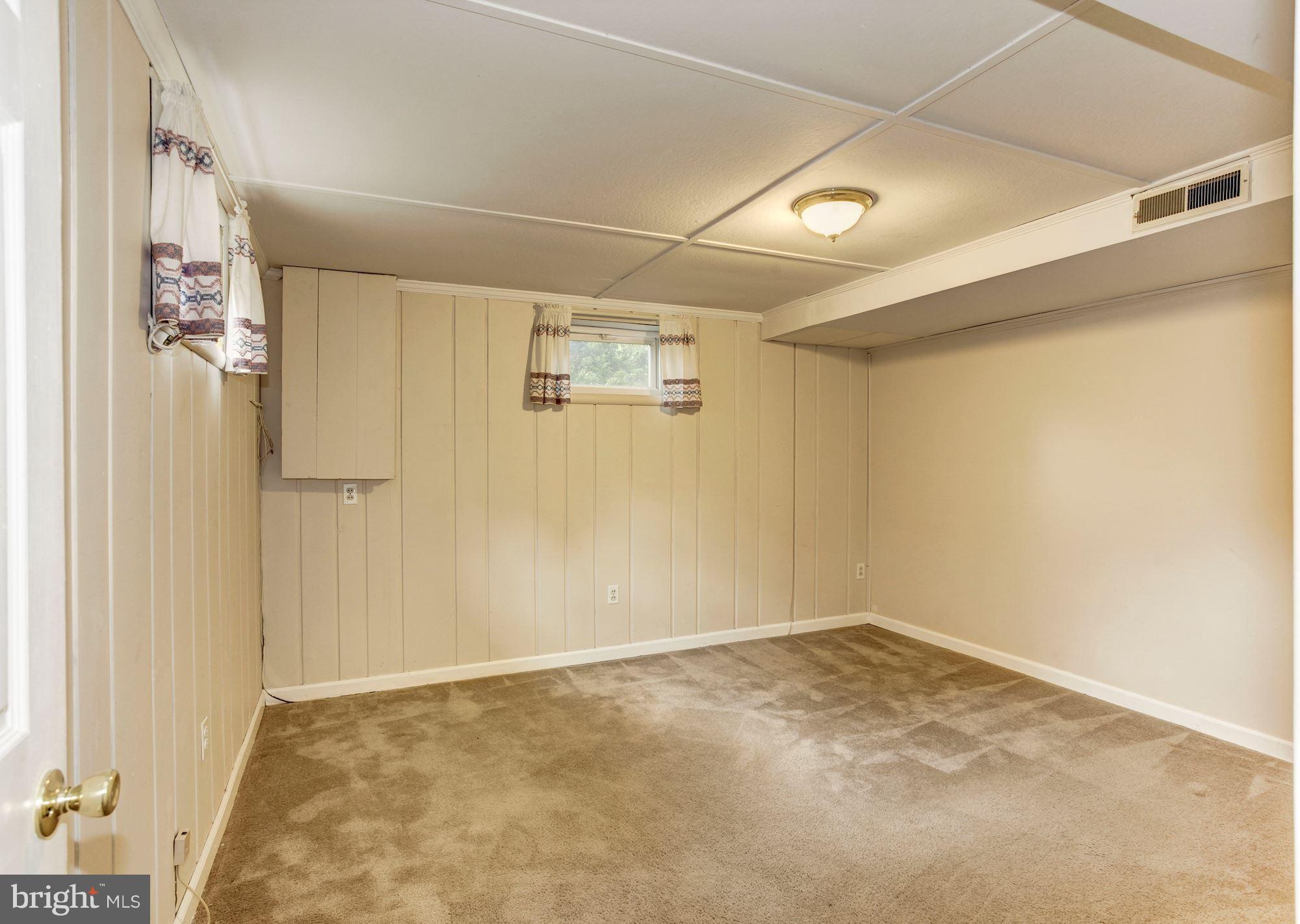 5701 Norton Road Alexandria, VA 22303 - Photo 25 of 30 Basement