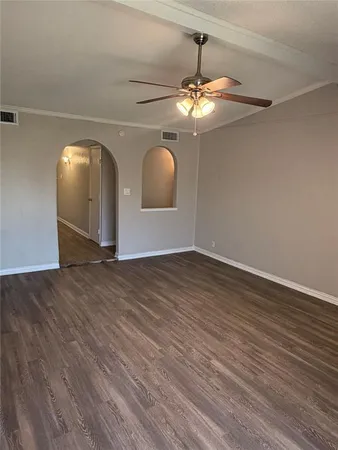 $1,950 | 3402 Green Hill Drive, Arlington, TX 76014