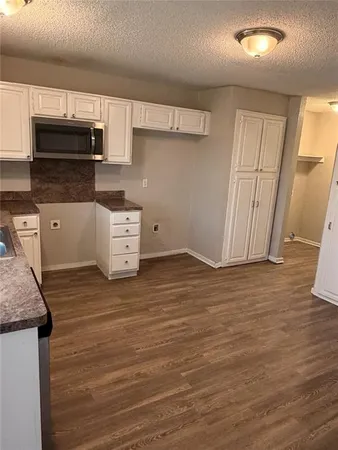 $1,950 | 3402 Green Hill Drive, Arlington, TX 76014