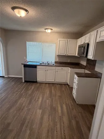 $1,950 | 3402 Green Hill Drive, Arlington, TX 76014