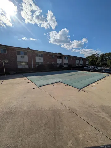 a view of outdoor space