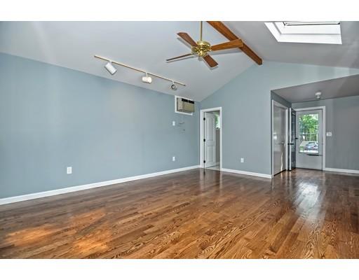 27 Knowles Road Worcester, MA 01602 - Photo 7 of 40 Gallery Image 7