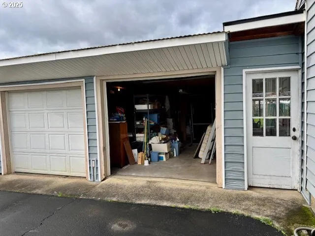 a view of a house with a outdoor space