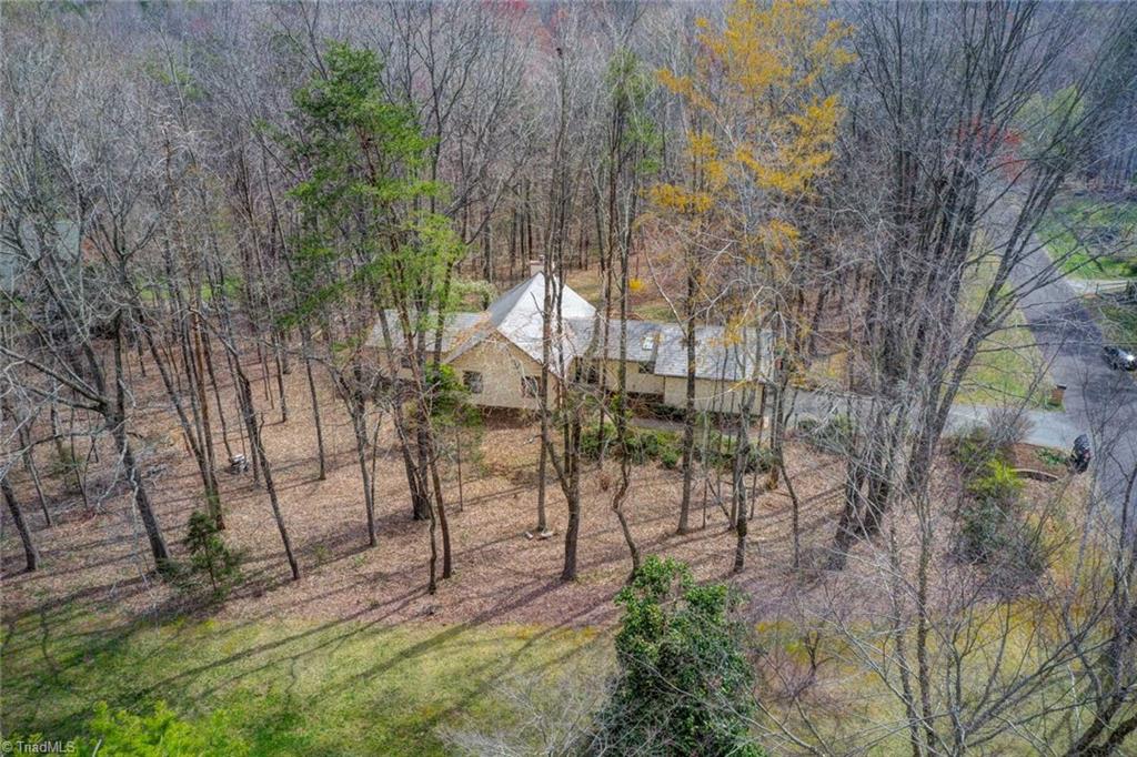 8117 Hunting Cog Road Oak Ridge, NC 27310 - Photo 2 of 30