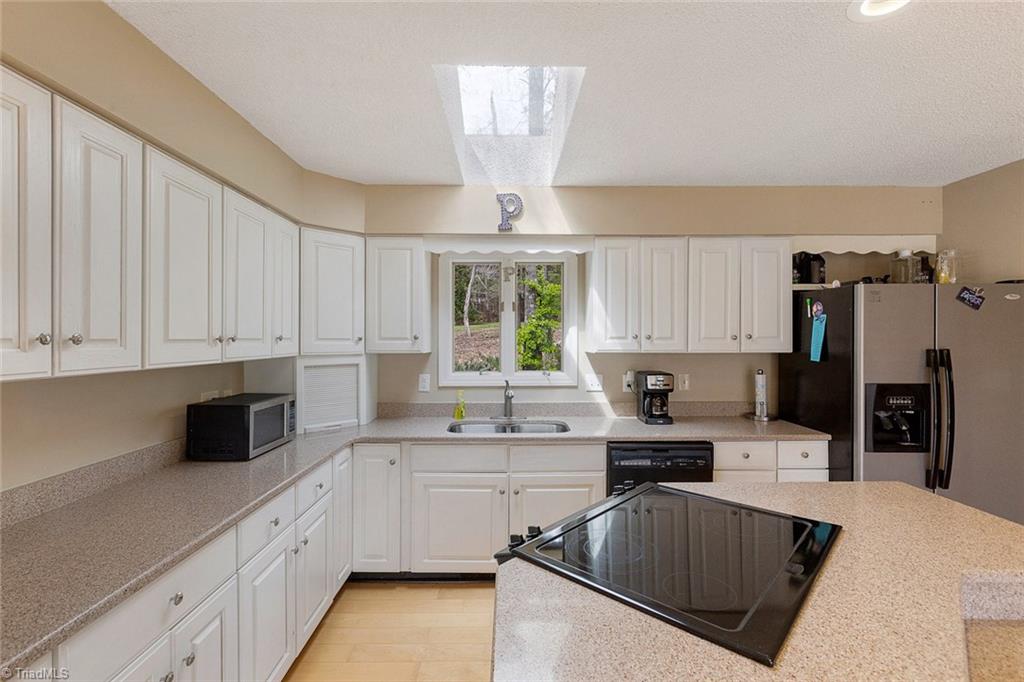 8117 Hunting Cog Road Oak Ridge, NC 27310 - Photo 14 of 30