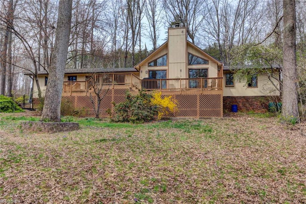 8117 Hunting Cog Road Oak Ridge, NC 27310 - Photo 3 of 30